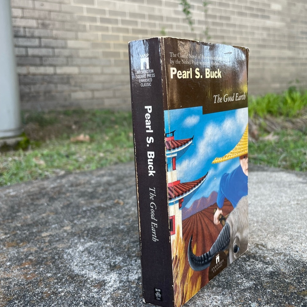 The Good Earth by Pearl S. Buck- vintage Pulitzer Prize winning novel